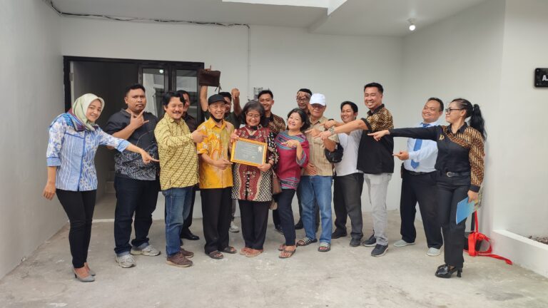 Serah Terima Unit A05 ROYAL LOTUS TOWNHOUSE JOGJA